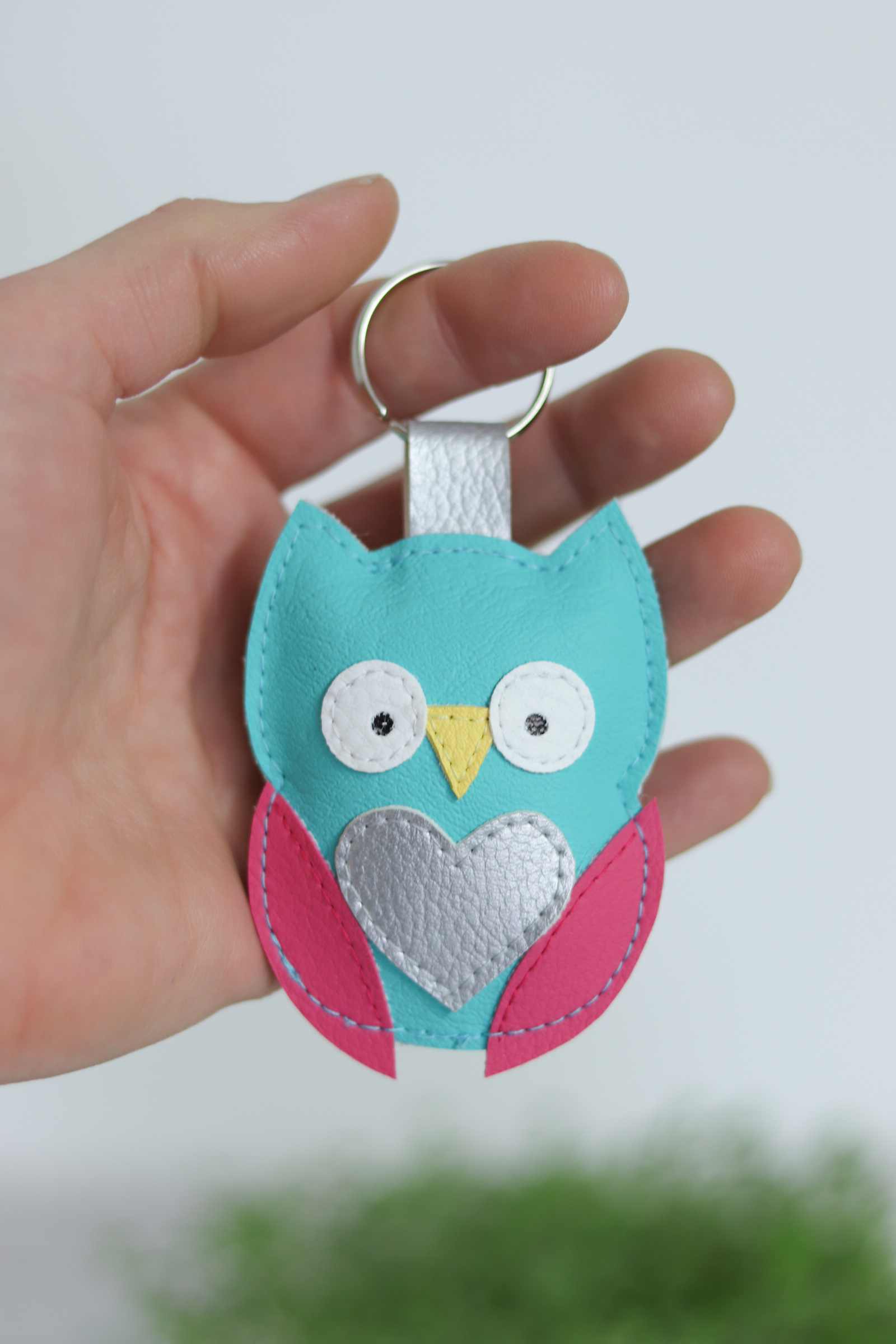 Obesek sovica - turkizna - slika 3
